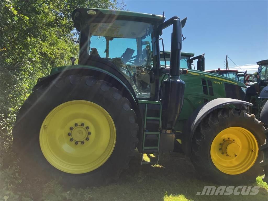 John Deere 6230R Traktoriai