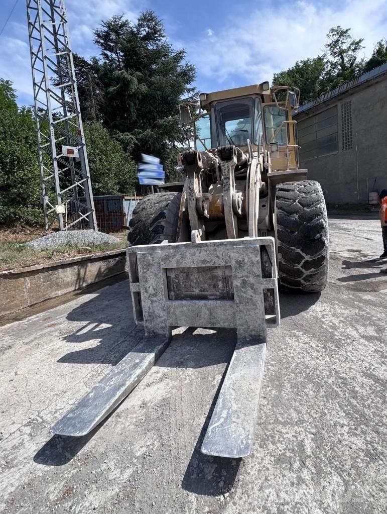 CAT 980 F Naudoti ratiniai krautuvai