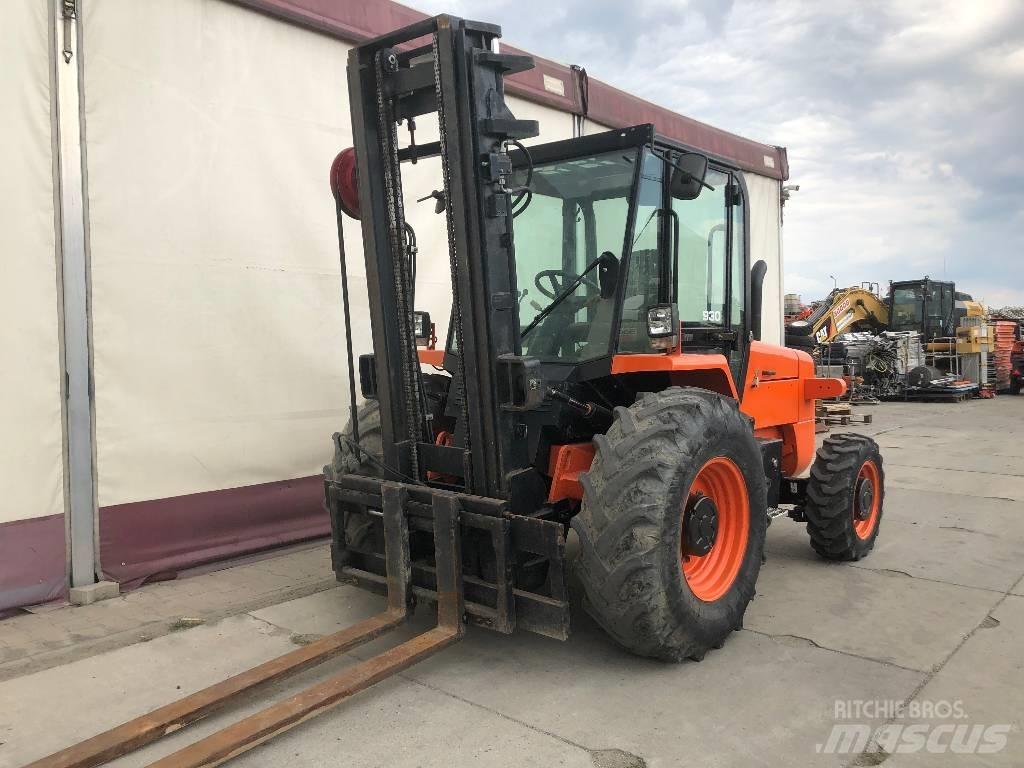 JCB 930-4 Visureigiai krautuvai