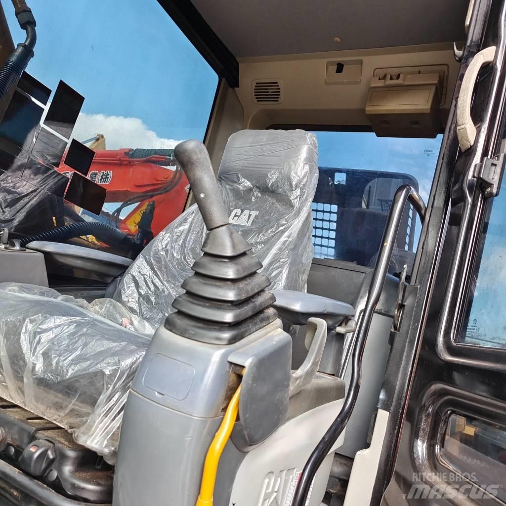CAT 320 D Vikšriniai ekskavatoriai