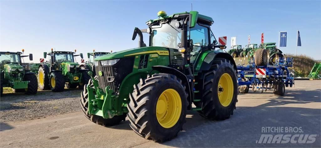 John Deere 7R 330 Traktoriai