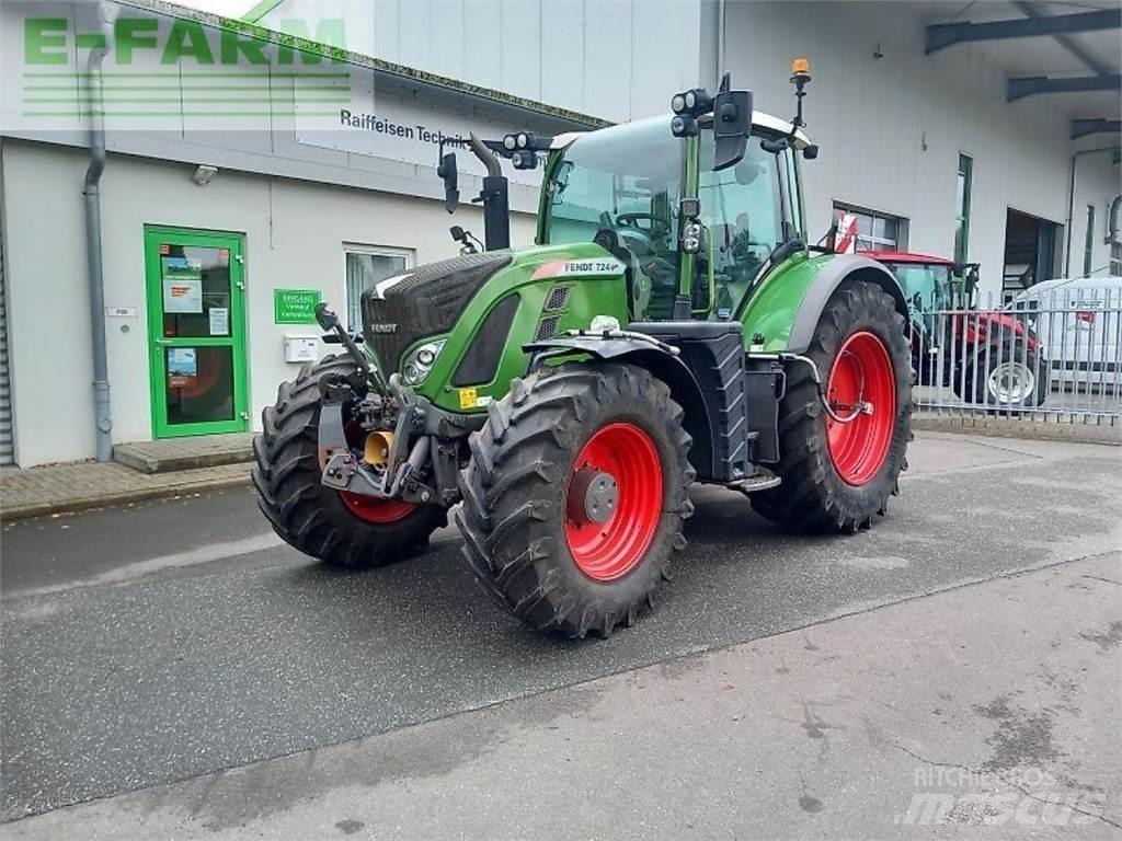 Fendt 724 vario s4 Traktoriai