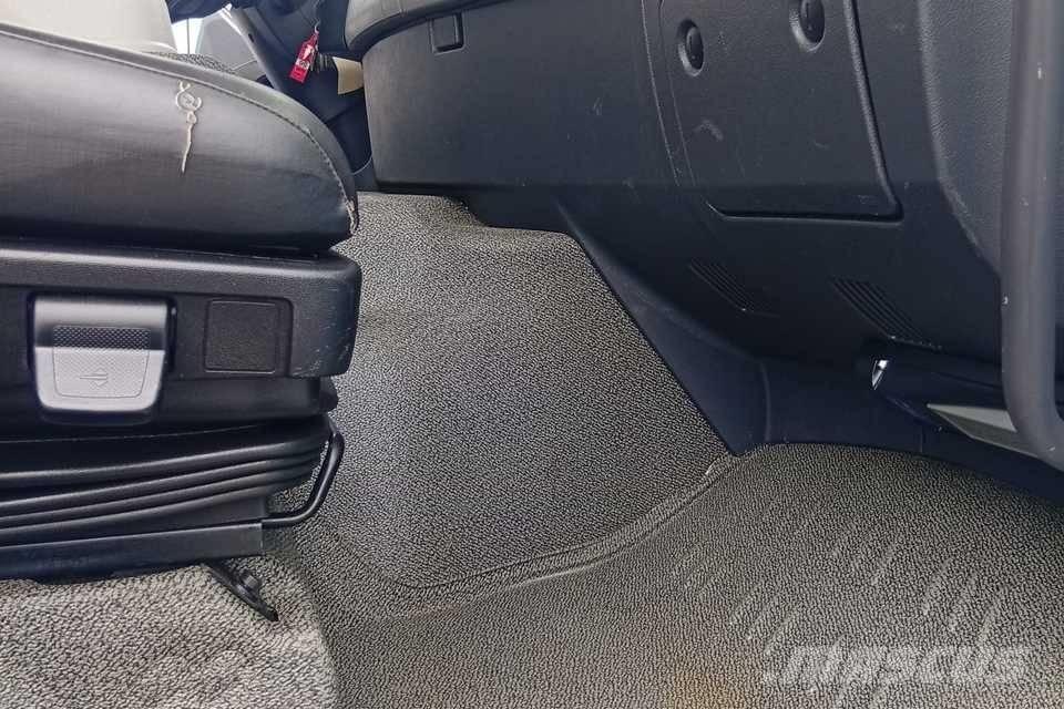 Renault C 320 Platformos/ Pakrovimas iš šono