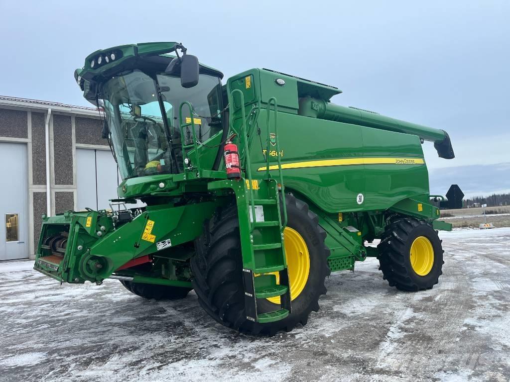 John Deere T660i Derliaus nuėmimo kombainai