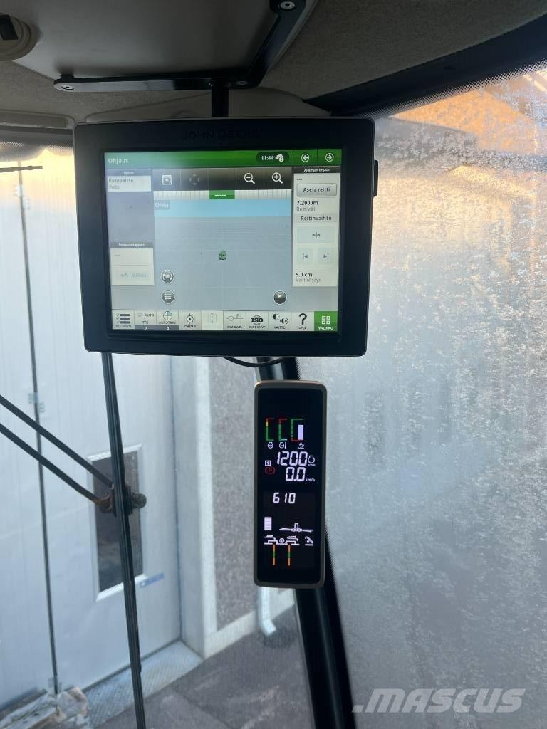 John Deere T660i Derliaus nuėmimo kombainai