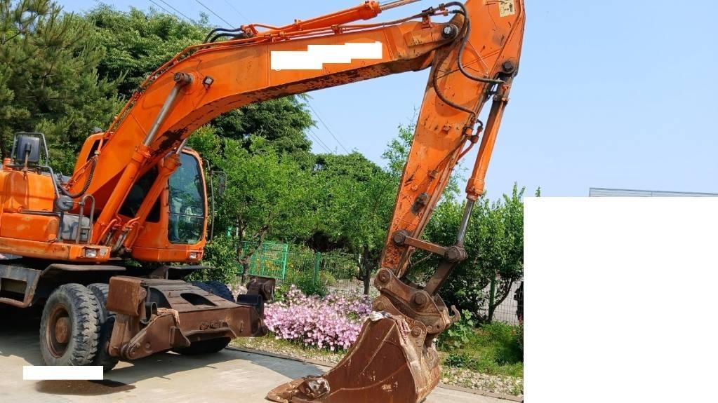 Doosan DX 210 W Ratiniai ekskavatoriai
