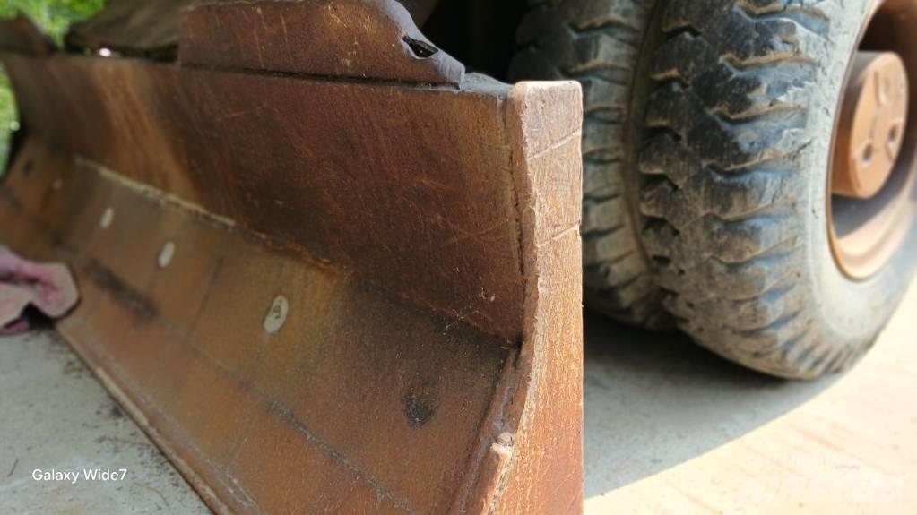 Doosan DX 210 W Ratiniai ekskavatoriai