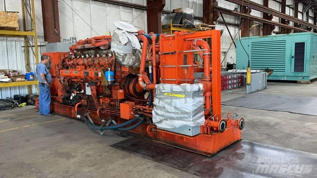 WAUKESHA APG1000 Dyzeliniai generatoriai