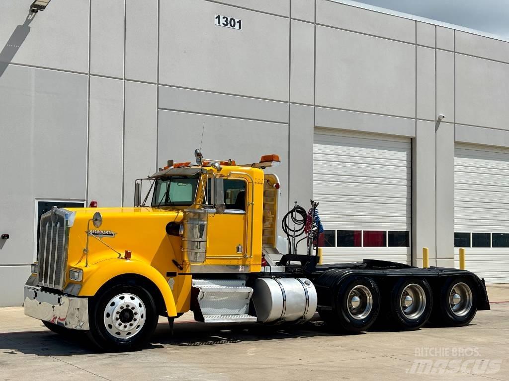 Kenworth W 900 Naudoti vilkikai