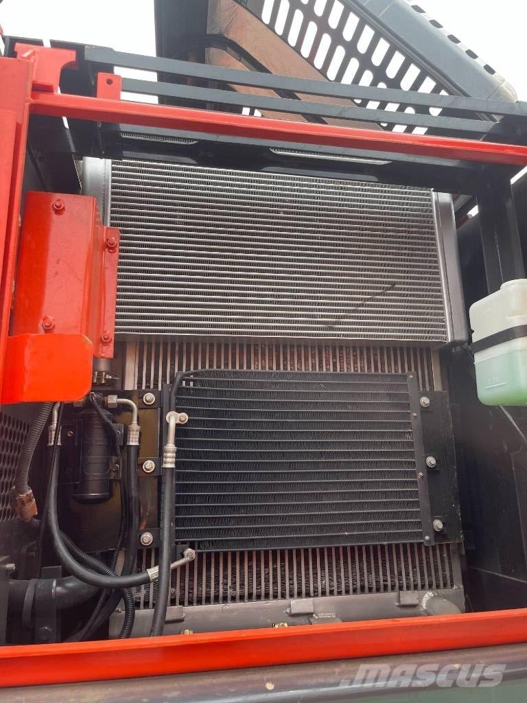 Doosan DX225LCA Vikšriniai ekskavatoriai