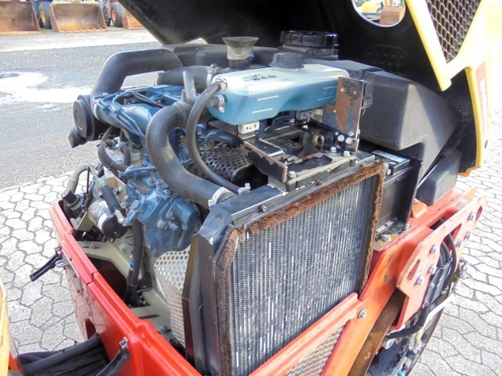 Dynapac CC 1100 Porinių būgnų volai