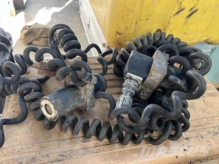 CAT AP 500E Asfalto klotuvai