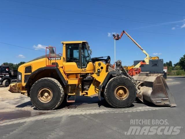 Volvo L 150 H Naudoti ratiniai krautuvai