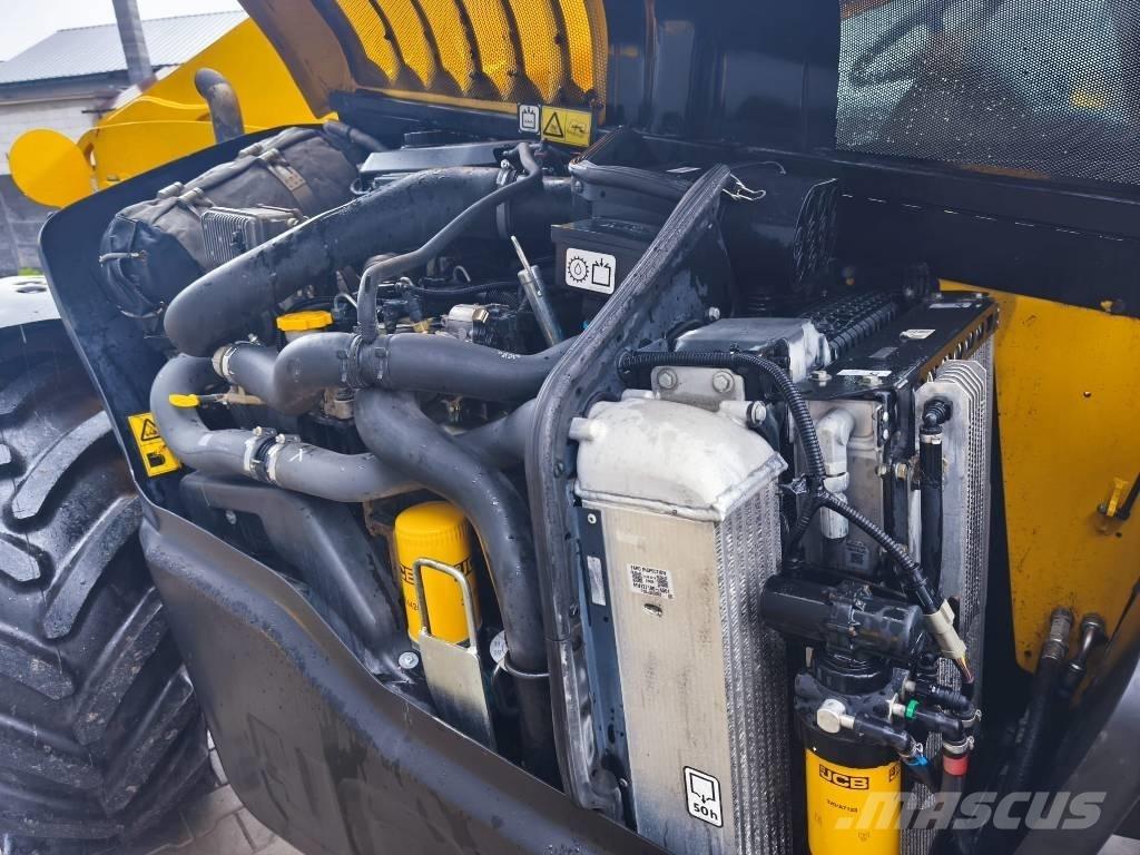 JCB 541-70 Teleskopiniai krautuvai