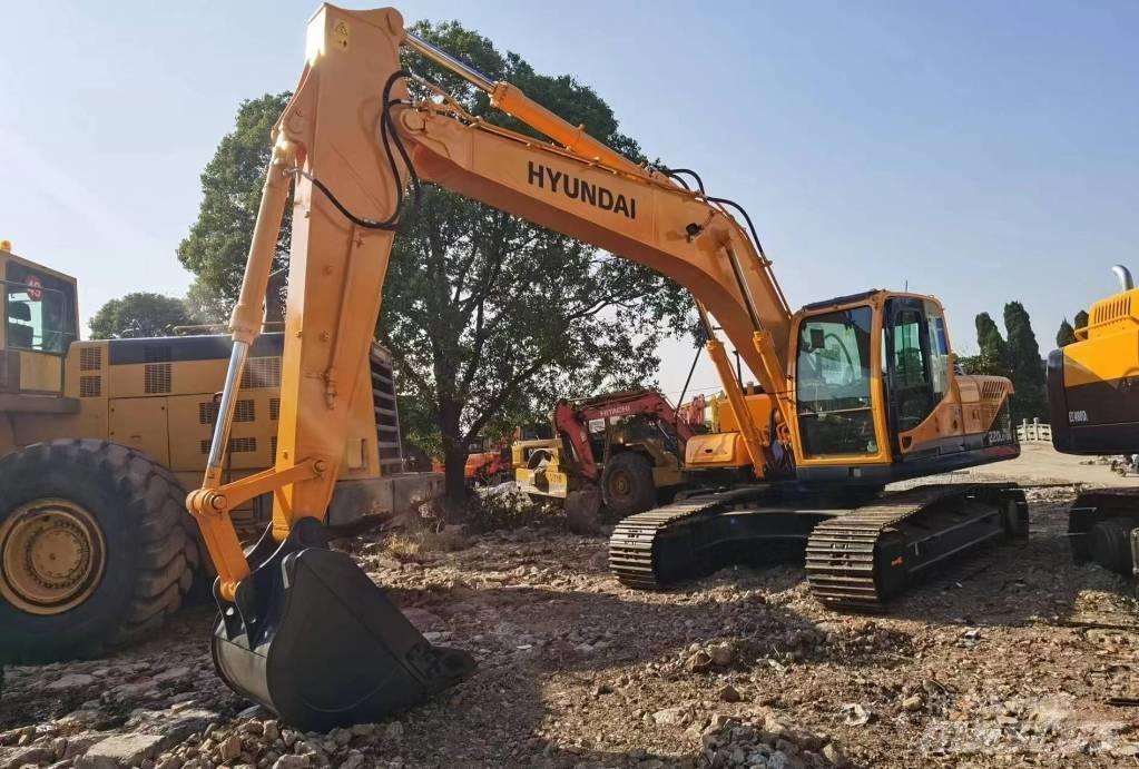 Hyundai R220LC-9S Vikšriniai ekskavatoriai