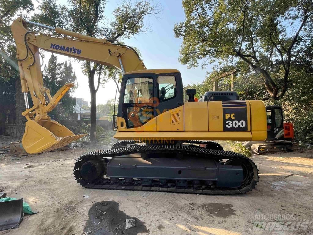 Komatsu PC 300 Vikšriniai ekskavatoriai