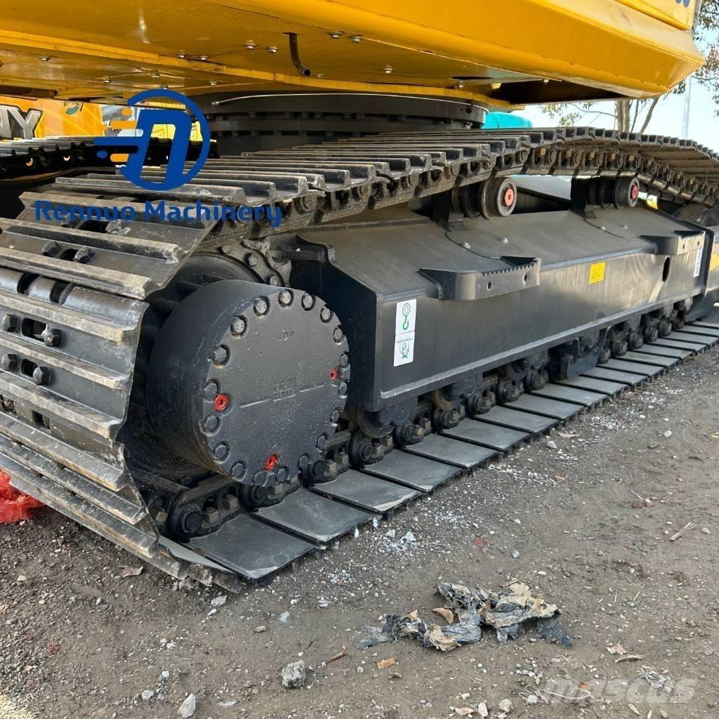 Komatsu PC200-8 Vikšriniai ekskavatoriai