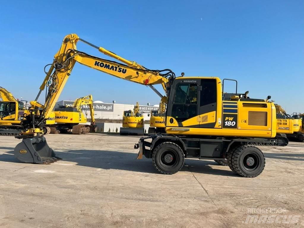 Komatsu PW 180-11 Ratiniai ekskavatoriai