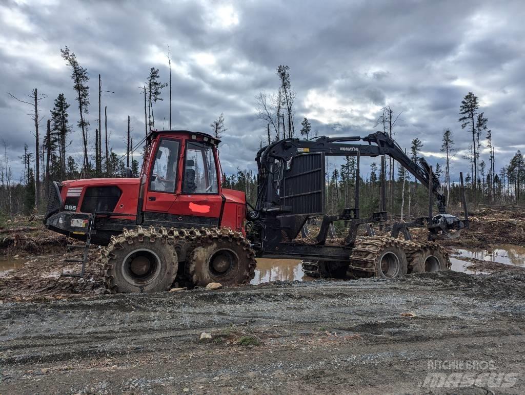 Komatsu 895 Naudoti miškovežiai (Forvarderiai)