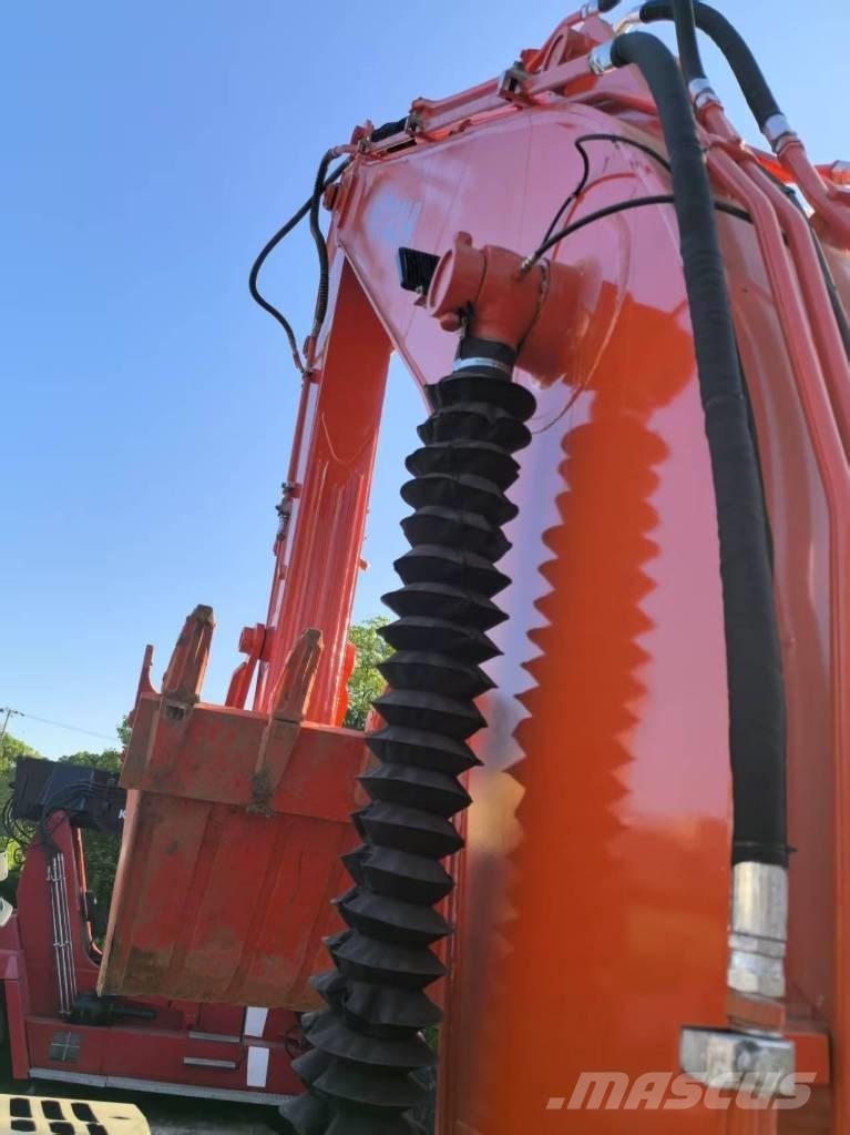 Hitachi ZX 240 HG Vikšriniai ekskavatoriai