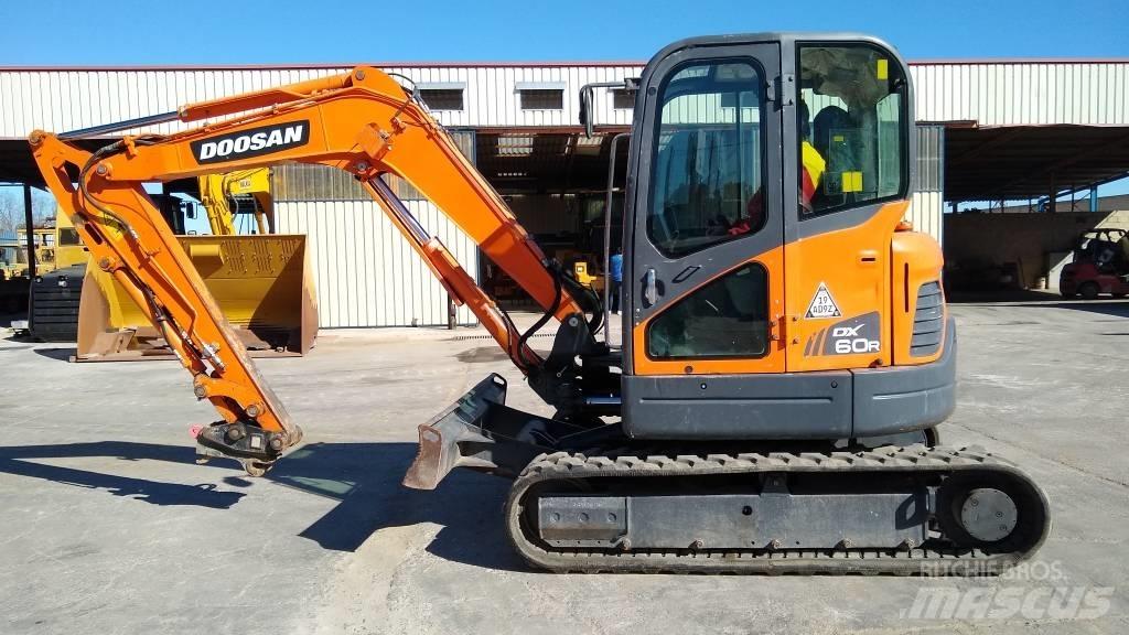 Doosan DX 60 R Mini ekskavatoriai < 7 t