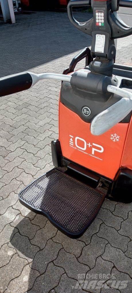 Toyota SPE140L Rankiniai vėžimėliai