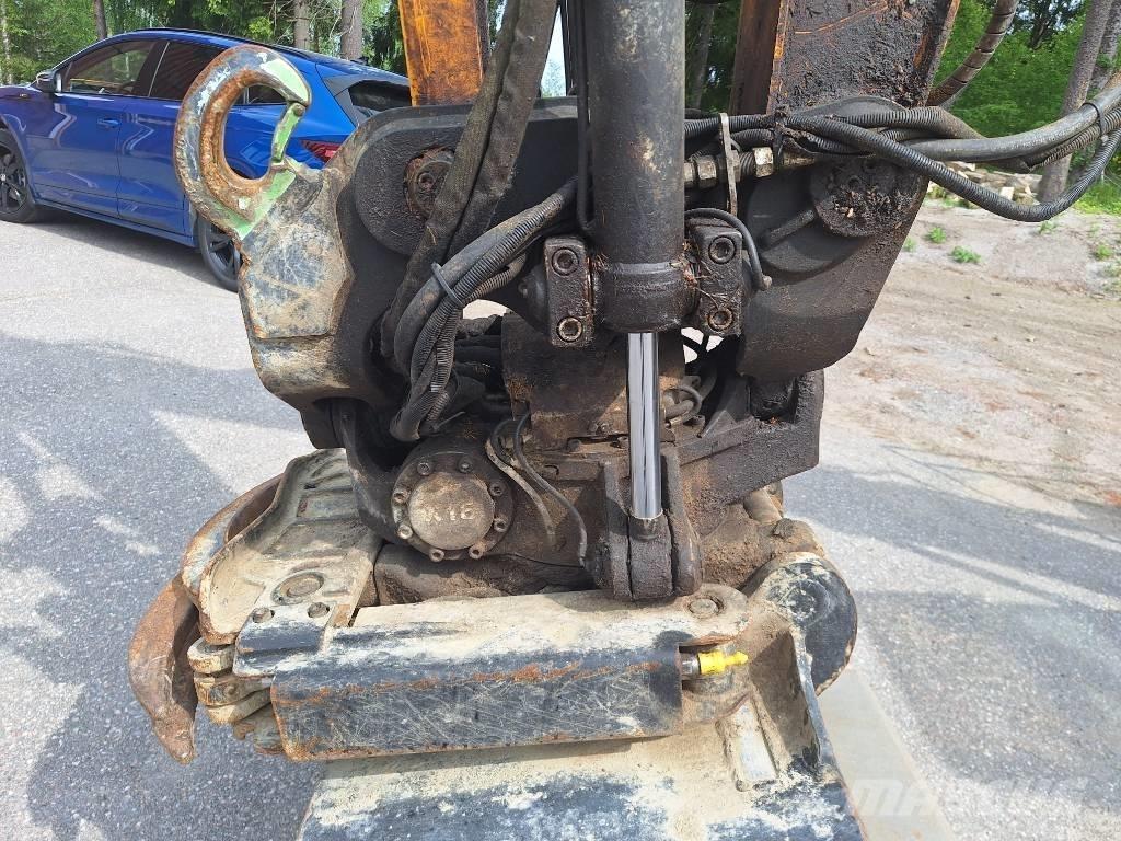 JCB JZ 140 LC Vikšriniai ekskavatoriai