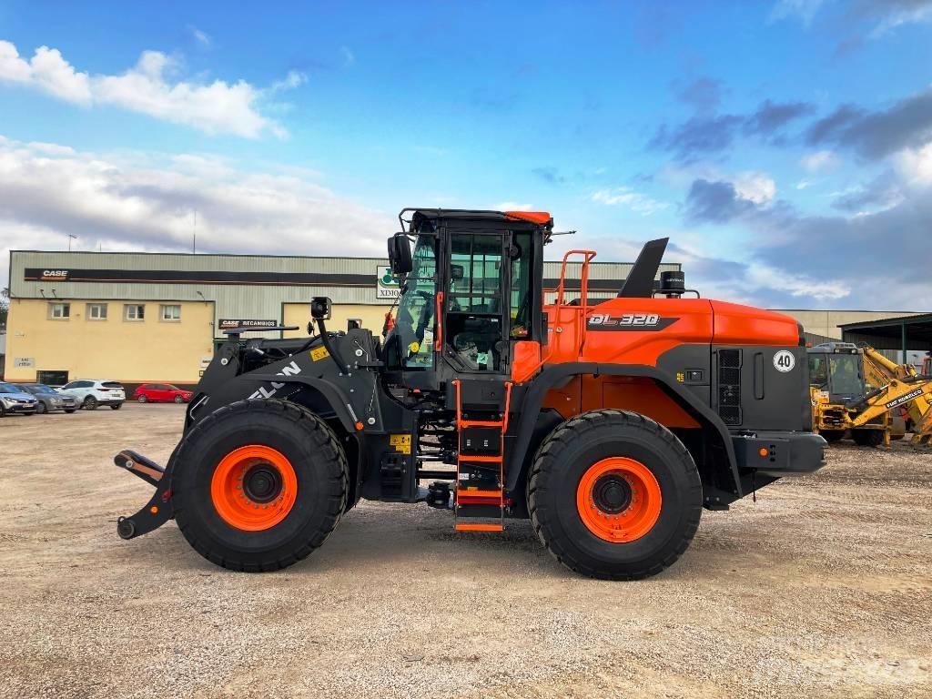 Develon DL 320-7 Naudoti ratiniai krautuvai