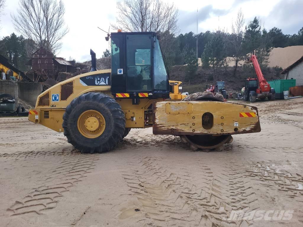CAT CP74 Vieno būgno volai