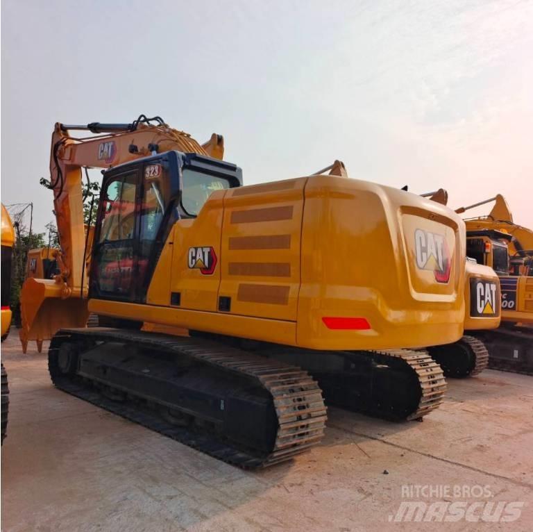 CAT 323 GC Vikšriniai ekskavatoriai