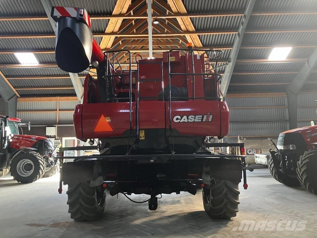 Case IH 7088 Derliaus nuėmimo kombainai
