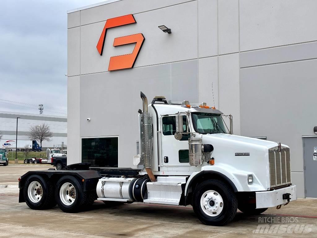 Kenworth T 800 Naudoti vilkikai