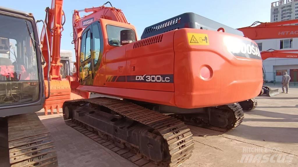 Doosan DX 300 LC Vikšriniai ekskavatoriai