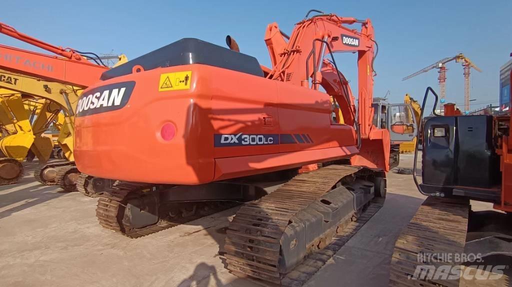 Doosan DX 300 LC Vikšriniai ekskavatoriai