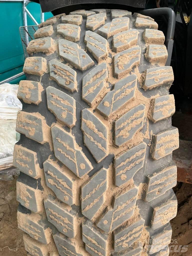 Nokian Hakkapelitta Padangos, ratai ir ratlankiai