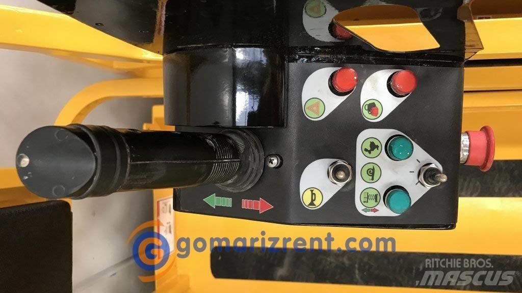 Haulotte Compact 8 Žirkliniai keltuvai