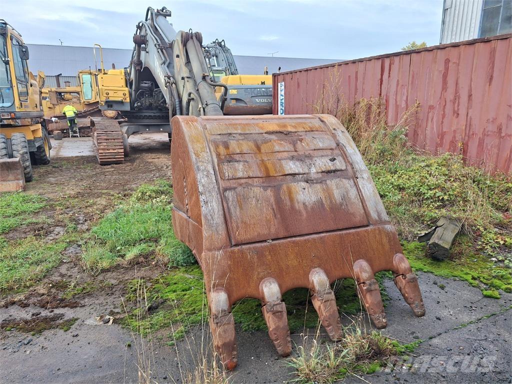 Volvo EC 460 BLC Statyba - Kita