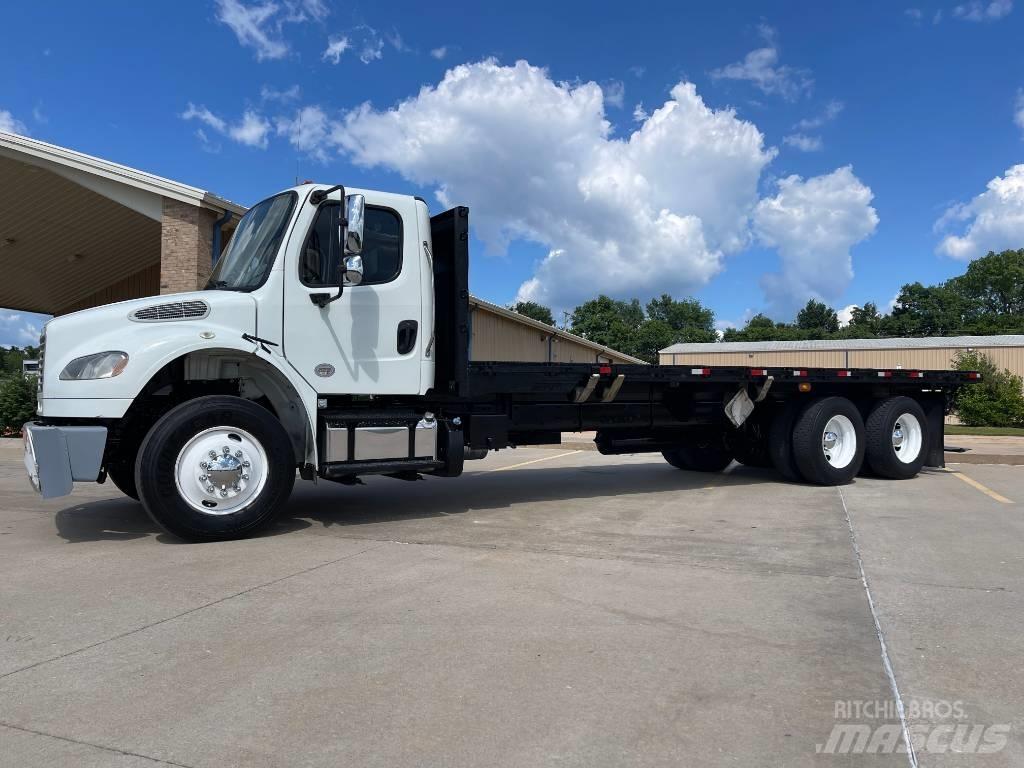 Freightliner M 106 Platformos/ Pakrovimas iš šono