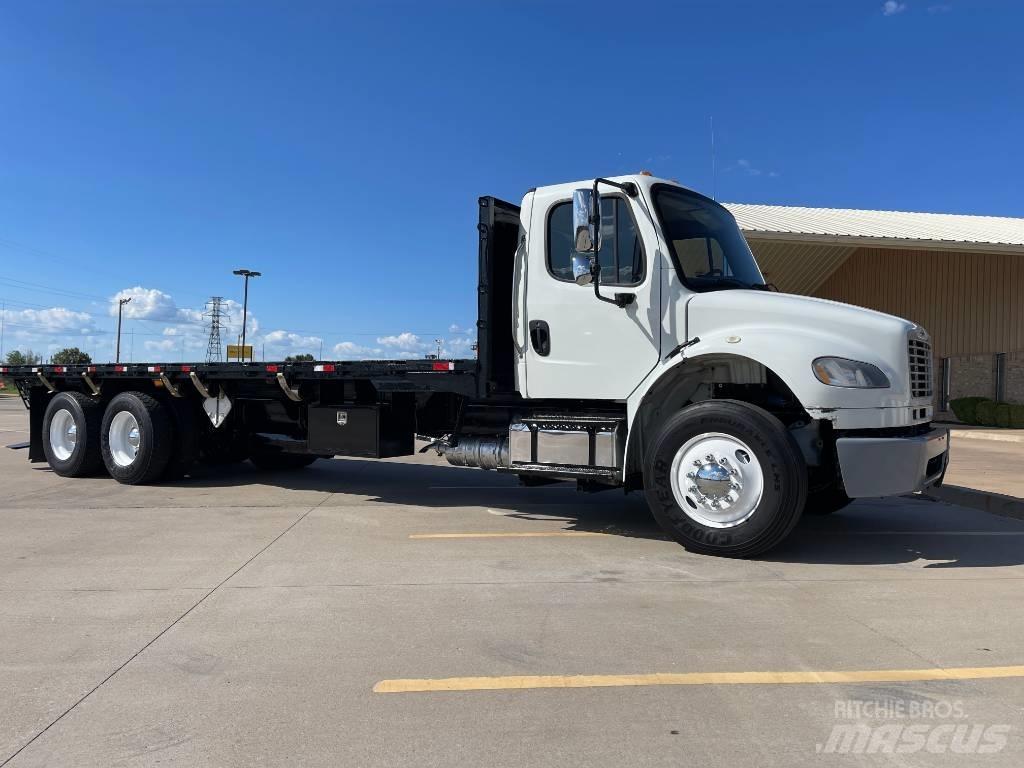 Freightliner M 106 Platformos/ Pakrovimas iš šono