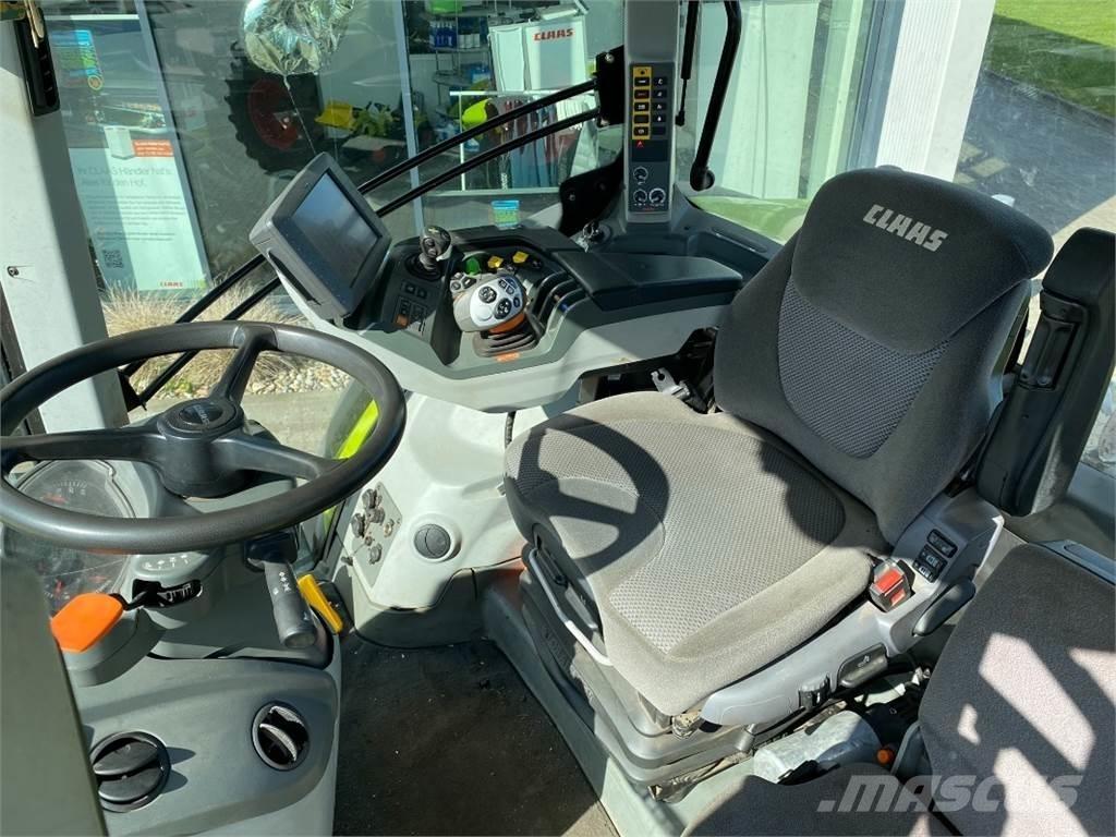 CLAAS AXION 810 Traktoriai