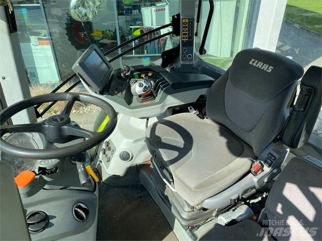 CLAAS AXION 810 Traktoriai