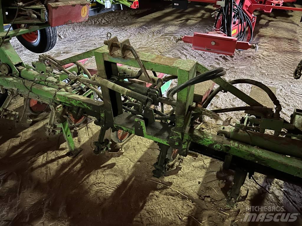  Monozentra 12 rk Tiksli sėjimo technika