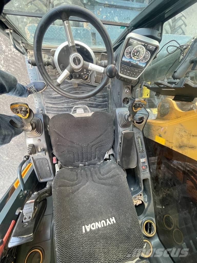Hyundai HW 160 Ratiniai ekskavatoriai