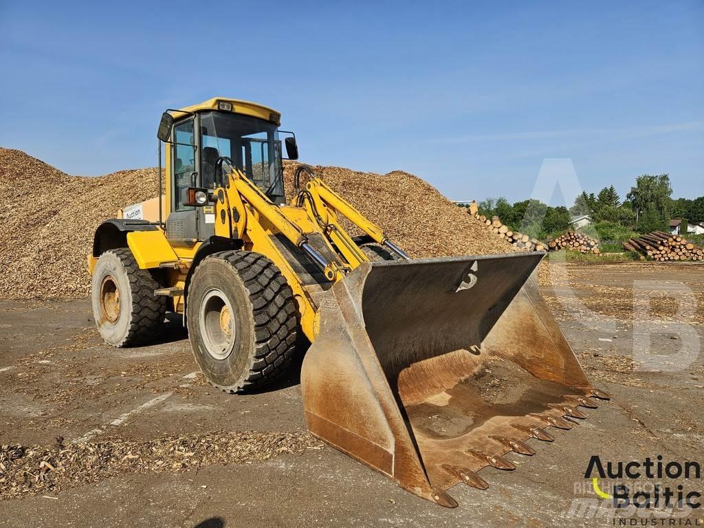 JCB 426 HT Naudoti ratiniai krautuvai