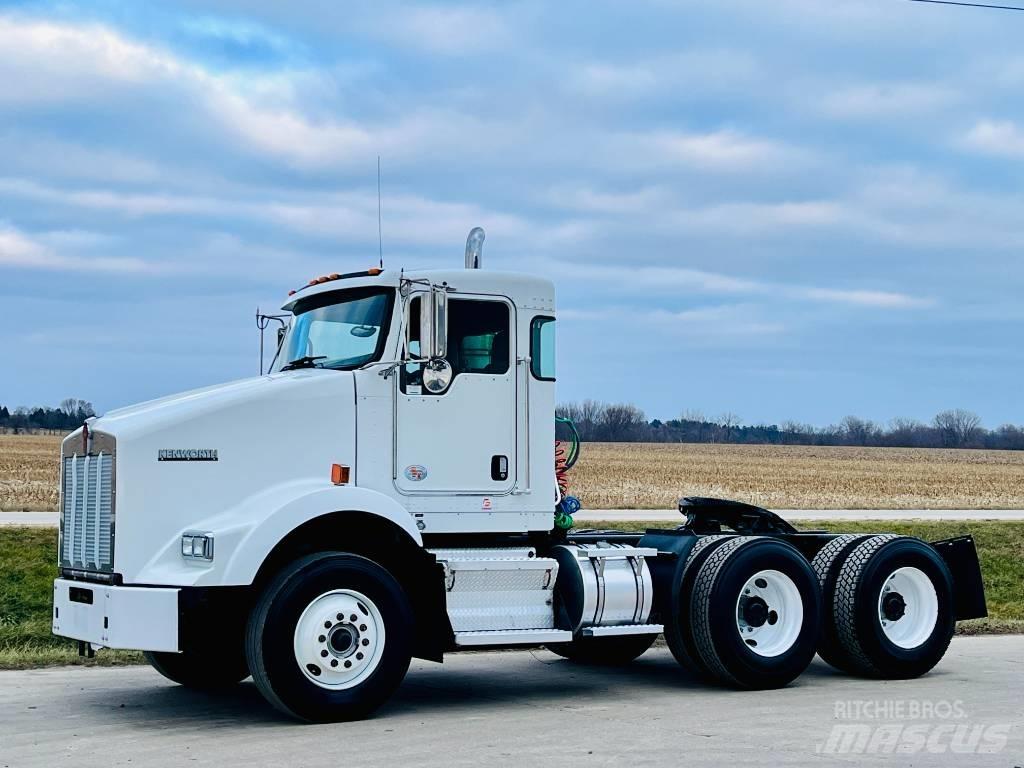 Kenworth T 800 Naudoti vilkikai