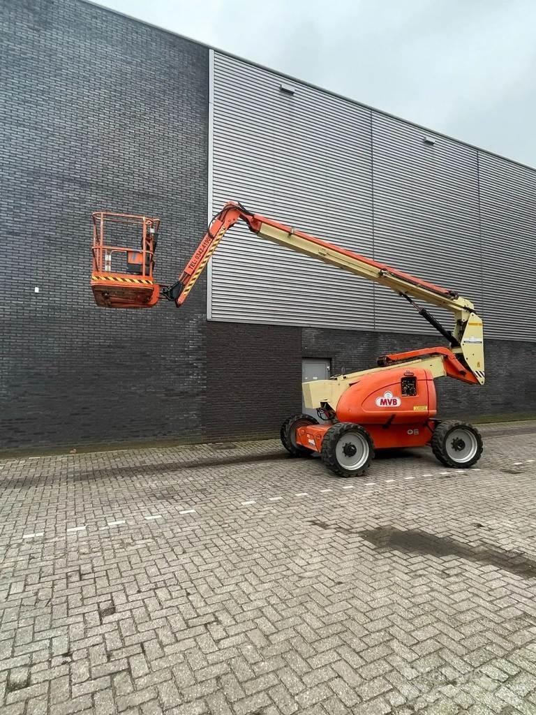 JLG 600AJ Teleskopiniai keltuvai