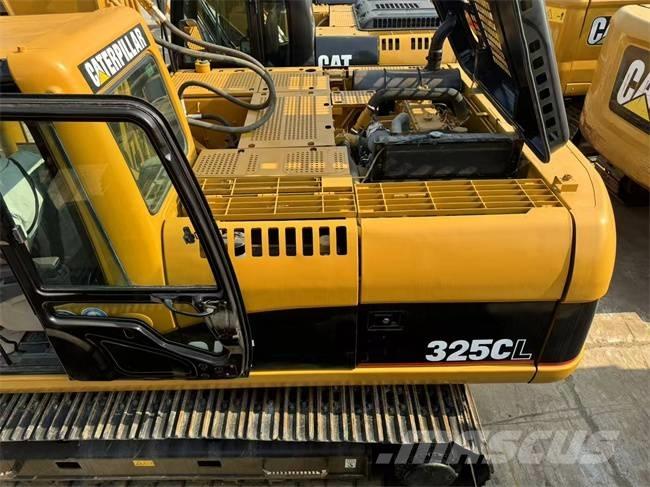 CAT 325 CL Vikšriniai ekskavatoriai