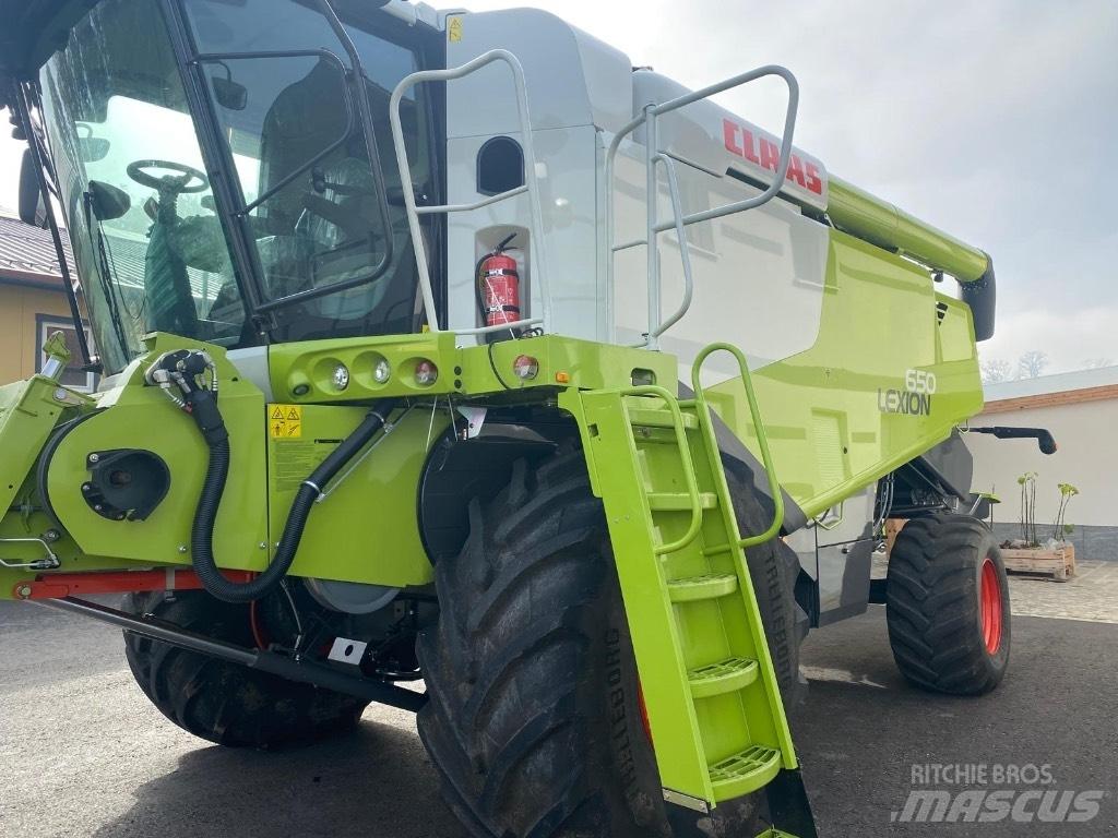CLAAS Lexion 650 Derliaus nuėmimo kombainai