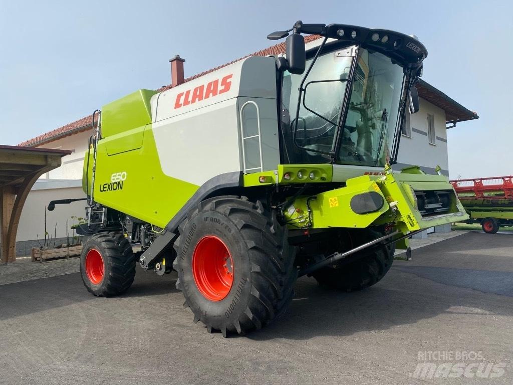 CLAAS Lexion 650 Derliaus nuėmimo kombainai