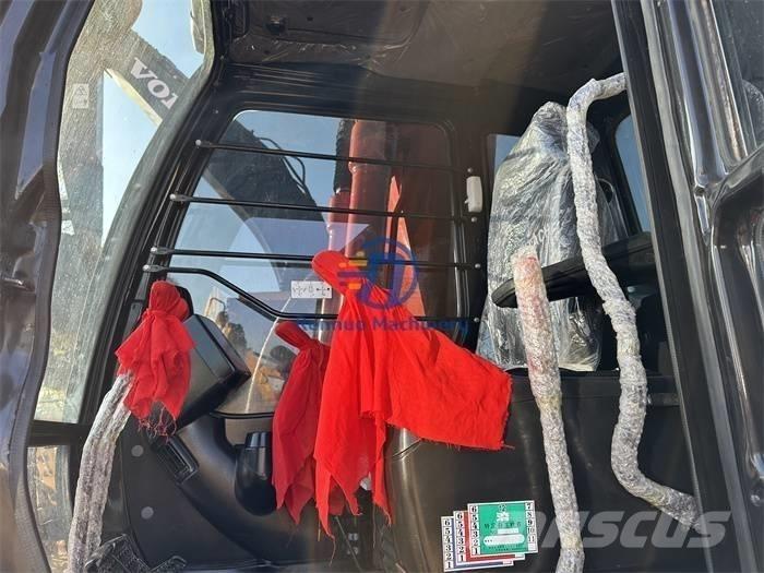 Hitachi ZX 200 Vikšriniai ekskavatoriai